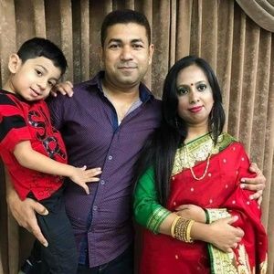 Meet your Posher, Happy